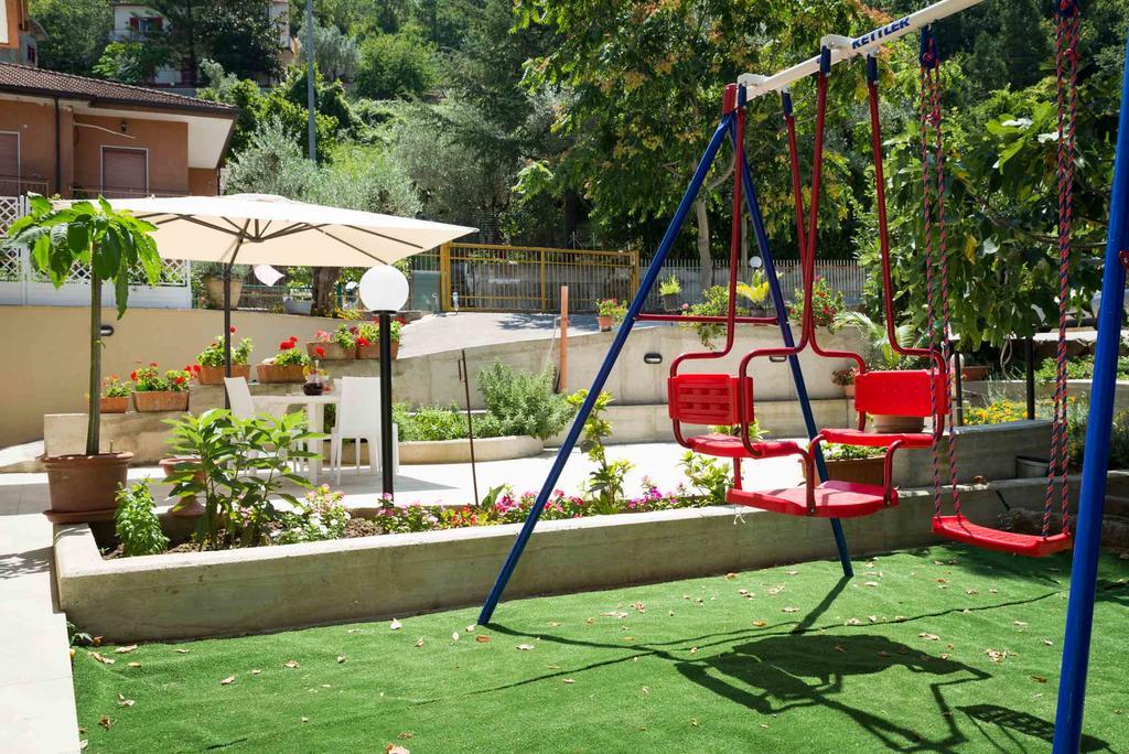 Casa Scinella - Cilento Guest House Ogliastro Cilento Eksteriør bilde